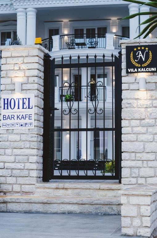 Hotel Vila Kalcuni Saranda Dış mekan fotoğraf