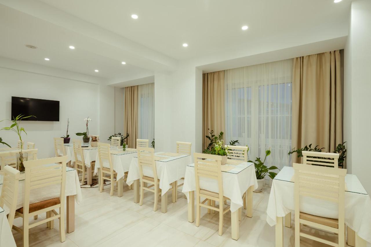 Hotel Vila Kalcuni Saranda Dış mekan fotoğraf