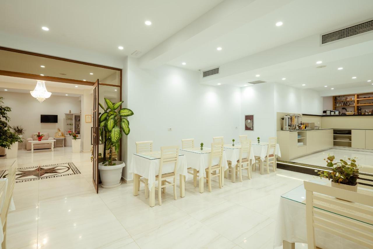 Hotel Vila Kalcuni Saranda Dış mekan fotoğraf